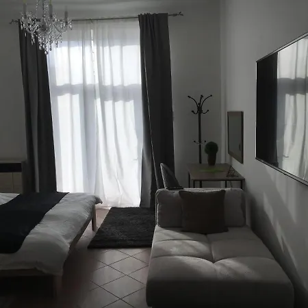 Guest house Koren Akaszto