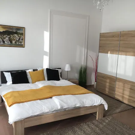 Guest house Koren Akaszto